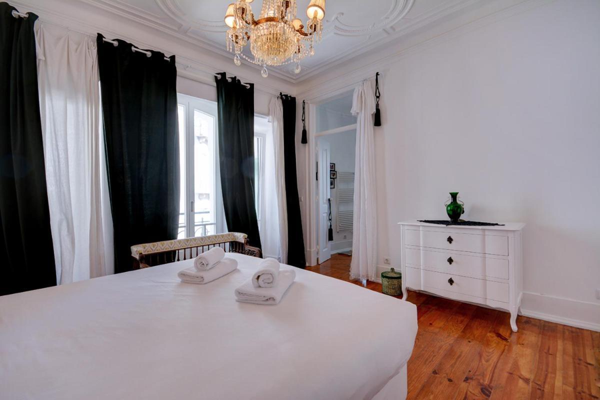 Magnificent Lisbon Apartment By Lovelystay Bagian luar foto